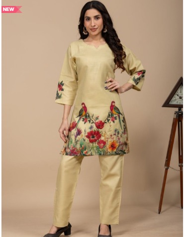 Floral Printed V-Neck Straight Kurta with Trousers